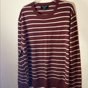 Banana Republic Men’s 100 percent merino wool Crewneck Sweater